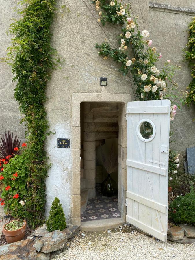 Chateau De St-Fulgent, Gite La Tour Saint-Fulgent Kültér fotó