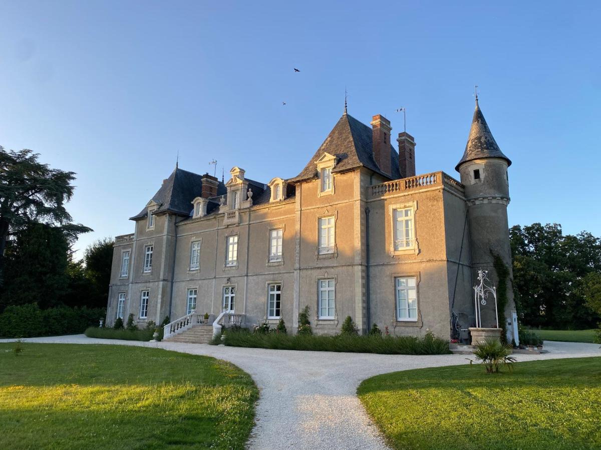 Chateau De St-Fulgent, Gite La Tour Saint-Fulgent Kültér fotó